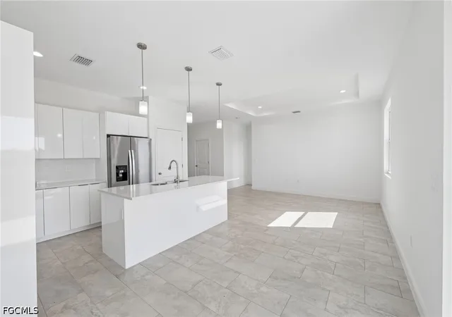 Photo 4 of Single family home for sale at 9006 S Castle Cir, Labelle, FL 33935 | MLS# 2026025998 | Listing updated on 2026-06-14