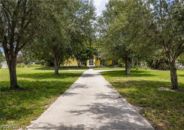 3rd image of 4925 Skates Cir, Fort Myers, FL 33905 | MLS# 2026026013