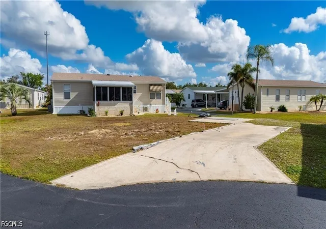 Photo 4 of Sale Pending at 1000 Kings #400 Hwy, Port Charlotte, FL 33980 | MLS# 2026026029 | Listing updated on 2026-10-30
