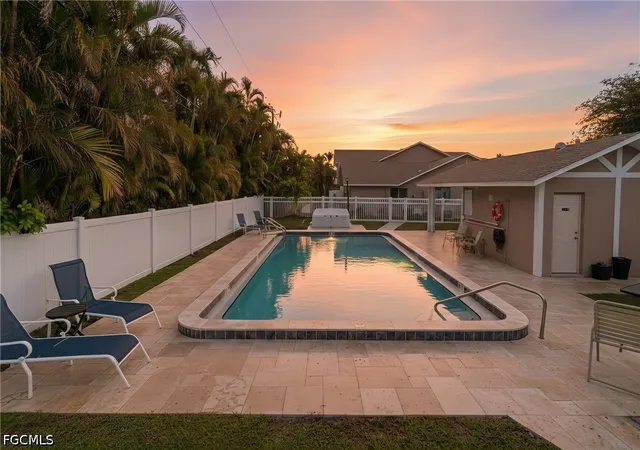 Photo 3 of Townhouse for sale at 1031 Se 8th Terrace #2H, Cape Coral, FL 33990 | MLS# 2026026114 | Listing updated on 2026-06-13