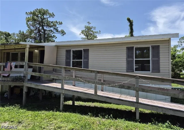 Homes for sale in North Fort Myers, FL | 7616 Marx Dr, North Fort Myers, FL 33917 | MLS# 2026026126