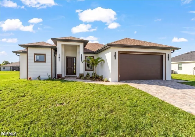 Photo 2 of Single family home for sale at 7 Sw 19th Place, Cape Coral, FL 33991 | MLS# 2026026137 | Listing updated on 2026-06-12