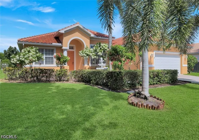 Photo 1 of Single family home for sale at 9830 Mar Largo Cir, Fort Myers, FL 33919 | MLS# 2026026146 | Listing updated on 2026-07-11