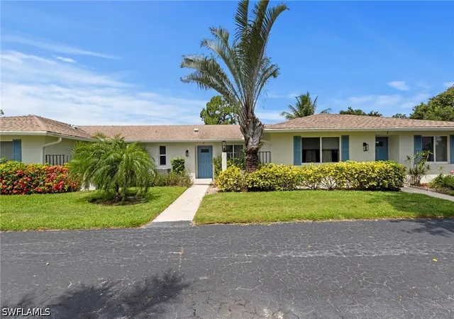 Photo 2 of Condo for sale at 50 Glades Blvd #2, Naples, FL 34112 | MLS# 226022783 | Listing updated on 2026-08-04