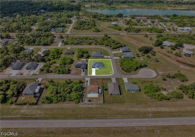 29th image of 8030 Sherwood Cir, Labelle, FL 33935 | MLS# 2026026181