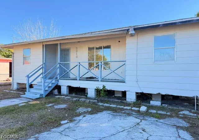 5th image of 3316 Armstrong Ct, Fort Myers, FL 33916 | MLS# 2026026209