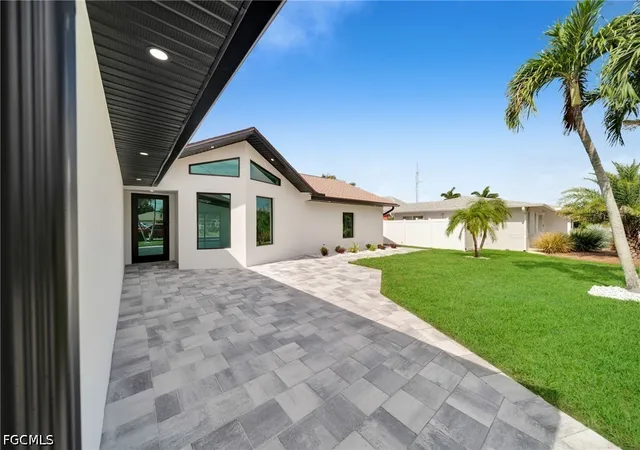 4th image of 1938 Cornwallis Pkwy, Cape Coral, FL 33904 | MLS# 2026026225
