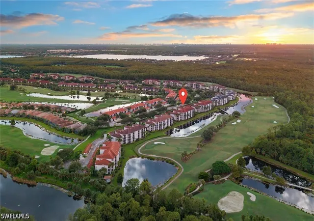 Listing Photo 4 - Condo for sale in building located at 10341 Heritage Bay Blvd, Naples, FL 34120 - Unit #1915