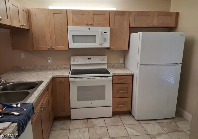 2nd image of 15000 Arbor Lakes Dr E #3, North Fort Myers, FL 33917 | MLS# 2026026257