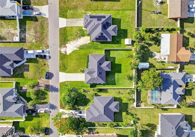 45th image of 1317 Ne 4th Pl, Cape Coral, FL 33909 | MLS# 226022207