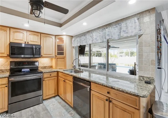 Photo 3 of Single family home for sale at 2112 Harvard Ave, Fort Myers, FL 33907 | MLS# 2026026287 | Listing updated on 2026-08-01