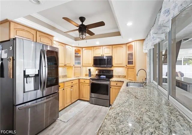 Photo 4 of Single family home for sale at 2112 Harvard Ave, Fort Myers, FL 33907 | MLS# 2026026287 | Listing updated on 2026-08-01
