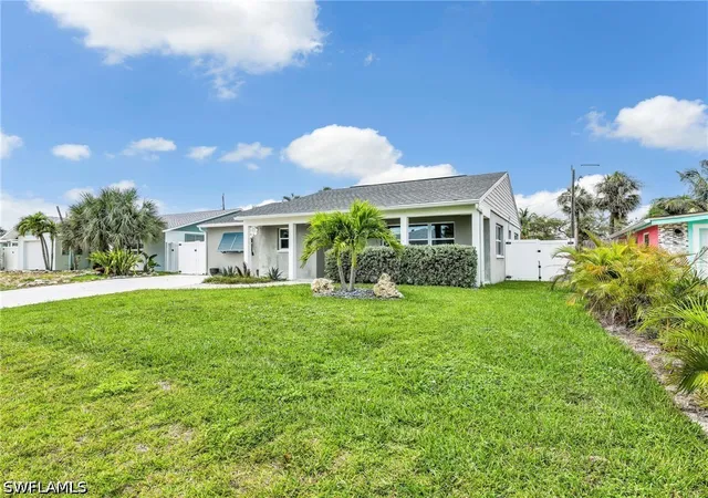 2nd image of 195 Hibiscus Dr, Fort Myers Beach, FL 33931 | MLS# 226023079