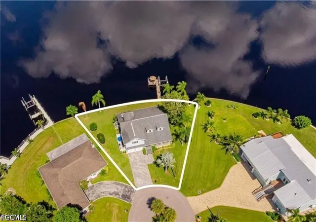 Photo 3 of Single family home for sale at 1943 Bahama Ave, Fort Myers, FL 33905 | MLS# 2026026335 | Listing updated on 2026-08-08