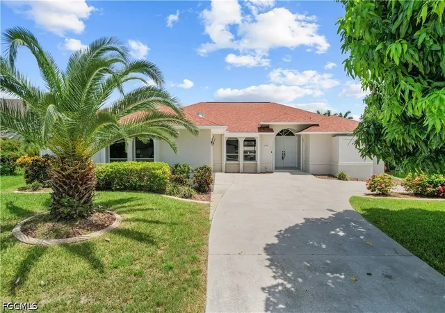 49th image of 2223 Se 10th Ln, Cape Coral, FL 33990 | MLS# 2026026381
