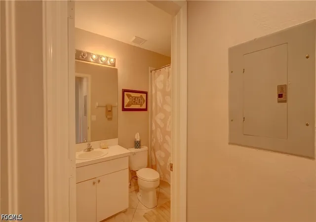 4th image of 8083 Queen Palm Ln #424, Fort Myers, FL 33966 | MLS# 2026026425