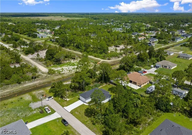 Photo 2 of Single family home for sale at 3014 38th Street W, Lehigh Acres, FL 33971 | MLS# 2026026452 | Listing updated on 2026-09-29