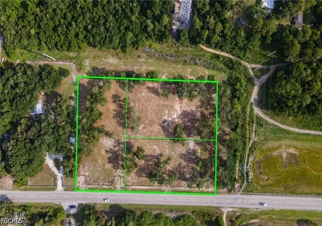 8th image of 6050 Mellow Dr, North Fort Myers, FL 33917 | MLS# 2026026456