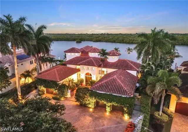 Homes for sale in Naples, FL | 2535 Tarpon Rd, Naples, FL 34102 | MLS# 226022269