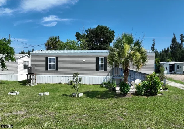 2nd image of 4976 Curlew Dr, Saint James City, FL 33956 | MLS# 2026026516