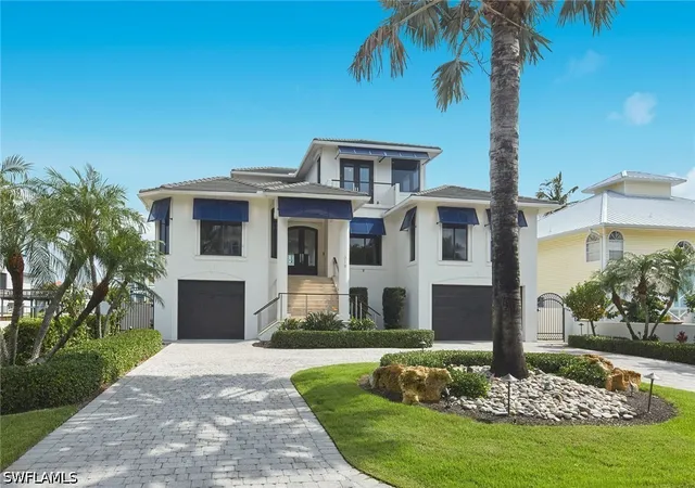 Photo 1 of Single family home for sale at 319 Lagoon Ave, Naples, FL 34108 | MLS# 226023166 | Listing updated on 2026-07-29