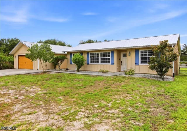 Homes for sale in Alva, FL | 2310 Abbott Ave, Alva, FL 33920 | MLS# 2026026557