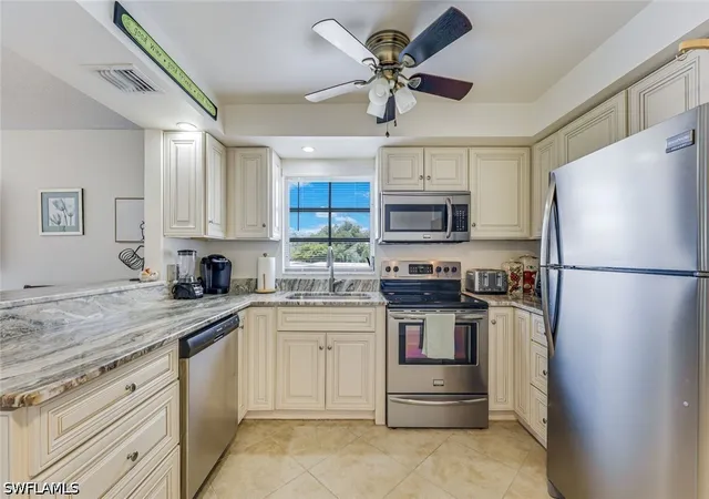 Photo 3 of Condo for sale at 5 High Point Cir W #204, Naples, FL 34103 | MLS# 226021238 | Listing updated on 2026-06-16