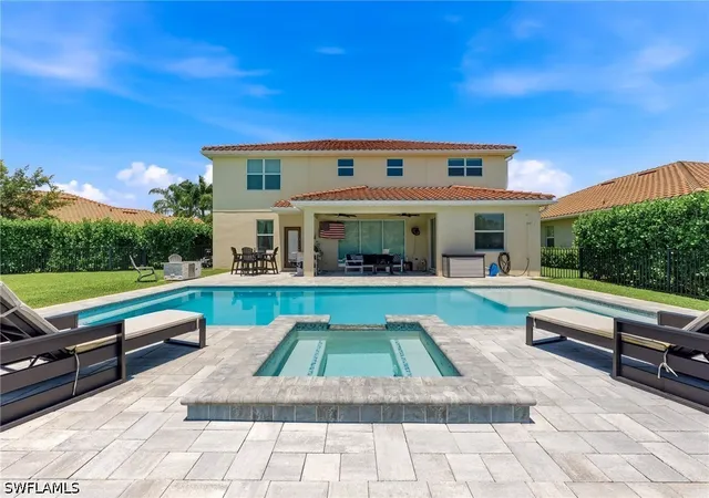 Photo 2 of Single family home for sale at 2175 Vermont Ln, Naples, FL 34120 | MLS# 226023226 | Listing updated on 2026-08-05