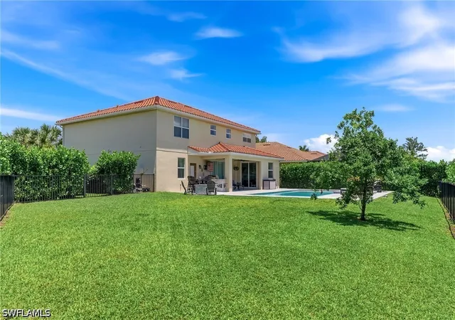 Photo 4 of Single family home for sale at 2175 Vermont Ln, Naples, FL 34120 | MLS# 226023226 | Listing updated on 2026-08-05