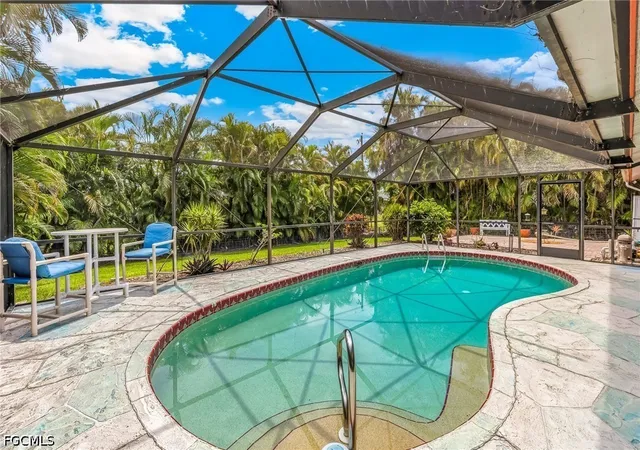 Photo 2 of Sale Pending at 10099 Tropical Dr, Bonita Springs, FL 34135 | MLS# 2026026592 | Listing updated on 2026-07-27