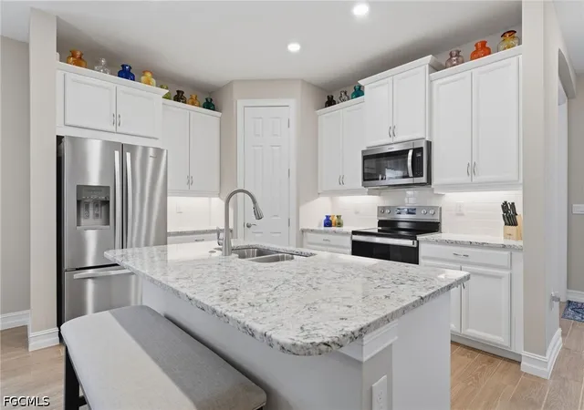 4th image of 3860 Crosswater Dr, North Fort Myers, FL 33917 | MLS# 2026026601