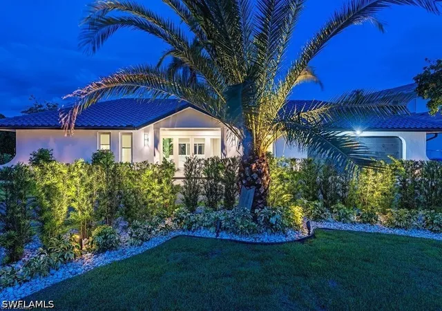 Photo 1 of Single family home for sale at 4856 Crayton Rd, Naples, FL 34103 | MLS# 226023342 | Listing updated on 2026-06-17