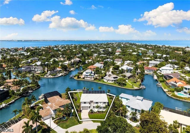 3rd image of 954 Whelk Dr, Sanibel, FL 33957 | MLS# 2026026714