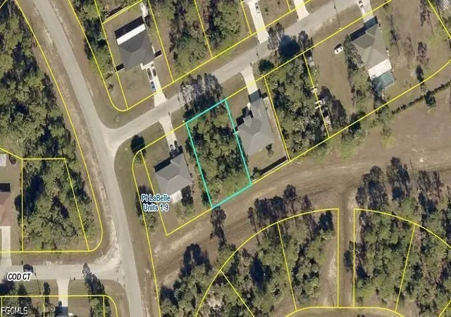 1st image of 8055 Sandalwood Cir, La Belle, FL 33935 | MLS# 2026026717