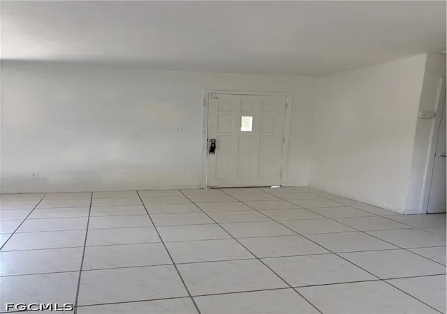 Photo 13 of Single family home for sale at 3977 Seminole Ave, Fort Myers, FL 33916 | MLS# 2026026723 | Listing updated on 2026-06-23