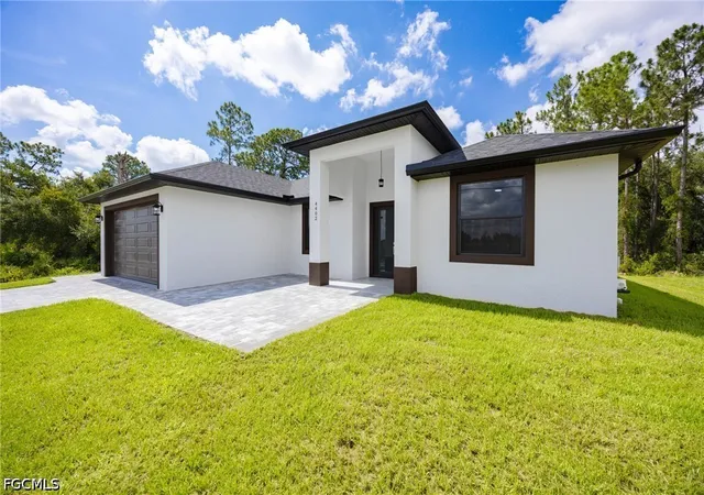 4th image of 4402 E 13Th St, Lehigh Acres, FL 33972 | MLS# 2026026740