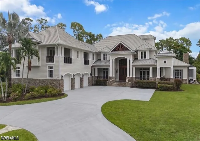 5th image of 2263 Coach House Ln, Naples, FL 34105 | MLS# 226023432