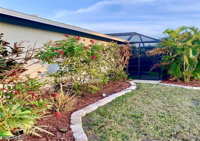 Photo 3 of Single family home for sale at 506 Se 27th Terrace, Cape Coral, FL 33904 | MLS# 2026026791 | Listing updated on 2026-06-22