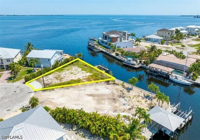 1st image of 20 Avenida Carita, Fort Myers Beach, FL 33931 | MLS# 226022743