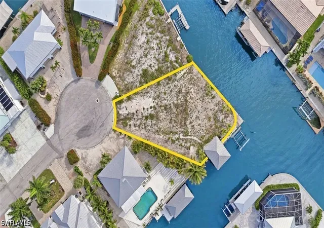 4th image of 18 Avenida Carita, Fort Myers Beach, FL 33931 | MLS# 226022741