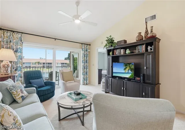 Listing Photo 4 - Condo for sale in building located at 1950 W Crown Pointe Blvd, Naples, FL 34112 - Unit #B207