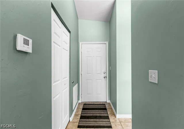Listing Photo 4 - Condo for sale in building located at 12081 Summergate Cir, Fort Myers, FL 33913 - Unit #203
