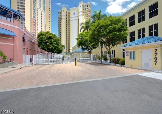 Listing Photo 3 - Condo for sale in building located at 2797 1st St NW, Fort Myers, FL 33916 - Unit #1703