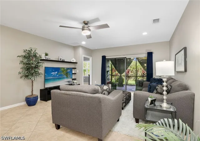 Photo 2 of Sale Pending at 4337 Dutchess Park Rd, Fort Myers, FL 33916 | MLS# 226023435 | Listing updated on 2026-08-03