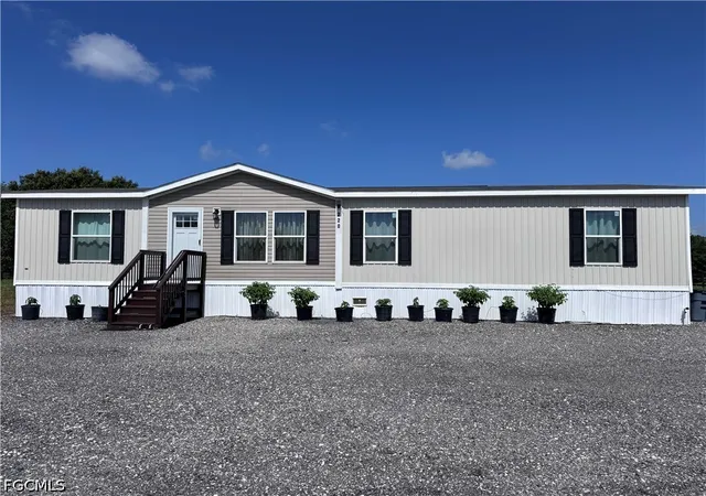 1st image of 220 N Zambria St, Clewiston, FL 33440 | MLS# 2026026899