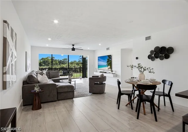 4th image of 1520 Imperial Golf Crse Blvd, Naples, FL 34110