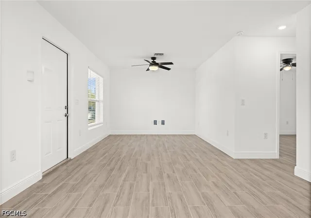 Listing Photo 4 - Condo for sale in building located at 915-917 Graystone Ave, Lehigh Acres, FL 33974