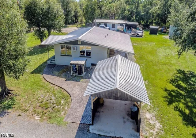 Photo 3 of Single family home for sale at 1270 Nobles Rd, Labelle, FL 33935 | MLS# 2026027028 | Listing updated on 2026-07-09