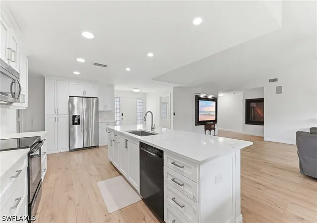 Photo 2 of Single family home for sale at 10333 Sandy Holw Ln, Bonita Springs, FL 34135 | MLS# 226022977 | Listing updated on 2026-07-12