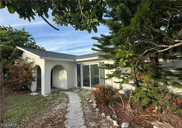 3rd image of 1683 Atlanta Plaza Dr, Sanibel, FL 33957 | MLS# 2026027119